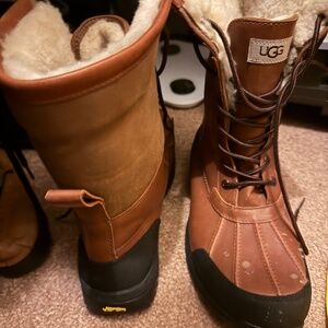 UGG Men’s Waterproof Leather Snow Boots Size 12 Brown – Excellent condition